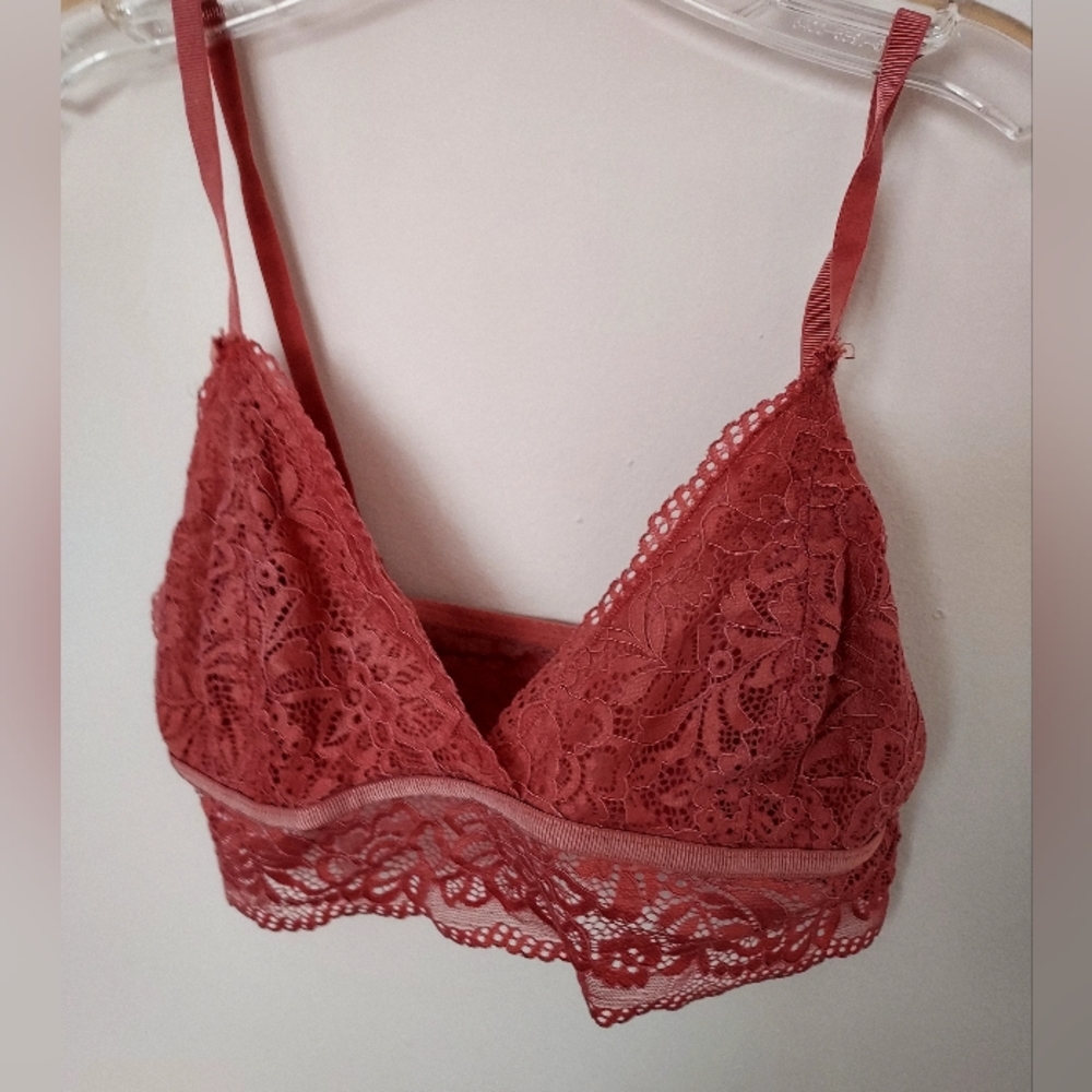 Laura Ashley Intimates Pretty Rose Feminine Lacey Natural bralette Large